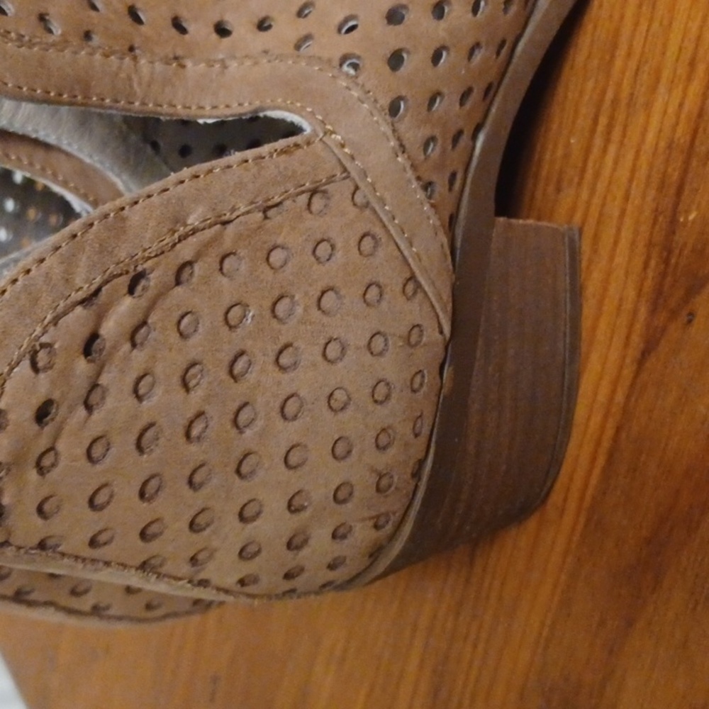 Steve Madden Perforated Booties, Size 9 - image 6